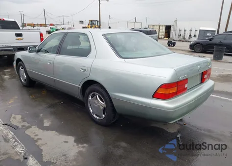 1998 Lexus Ls 400 from USA, damaged, VIN JT8BH28F4W0119005